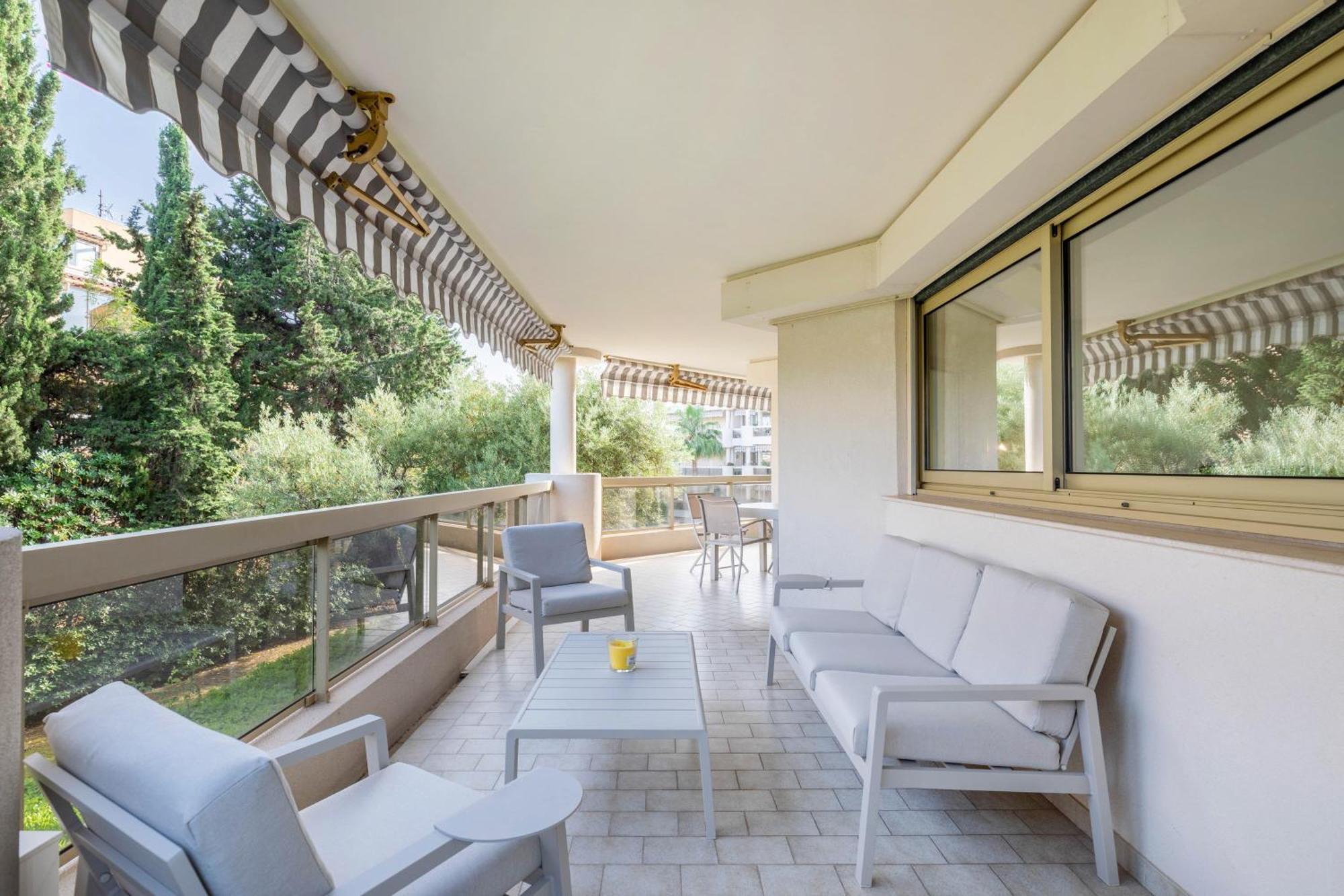 Tanit Piscine, 6 Couchages, Parking Apartment อองทีบส์ ภายนอก รูปภาพ